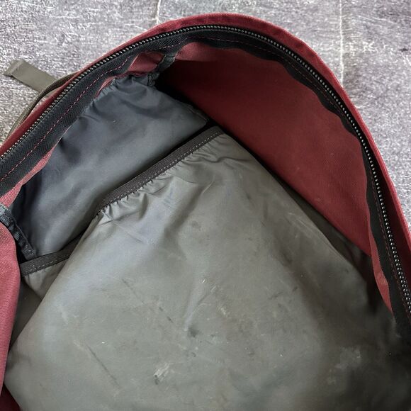 Men's Vintage Y2K Vaude Daytour 26 L Internal Frame Red Hiking Day Pack Backpack - Picture 5 of 5